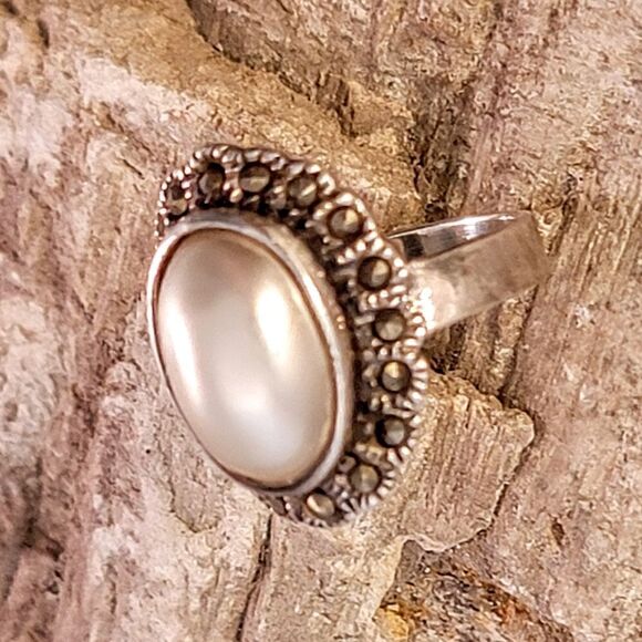 Sterling Oval Faux Pearl Cabochon Marcasite Bezel Ring - Picture 4 of 8
